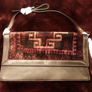SORAYA MILANO carpet bag with dust cover. NWOT